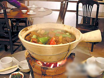 开煲狗肉――冬令美食